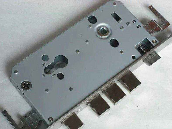 五大连池24小时上门开锁公司